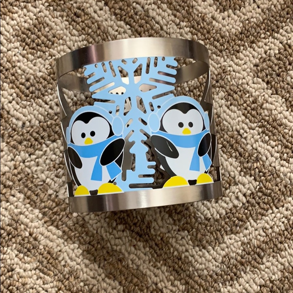 Penguin candle holder